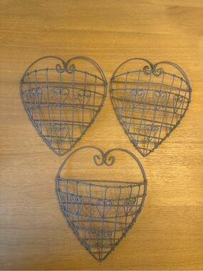 Vintage set of 3 blue heart wire basket wall pockets